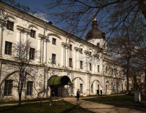 restavration staroacadem campus